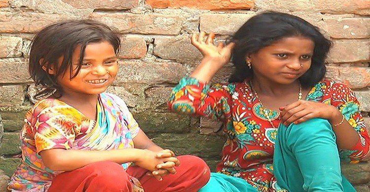 ইটভাটার আগুনে পুড়ছে শ্রমিক পরিবারের শিশুদের ভবিষ্যৎ ইটভাটার আগুনে পুড়ছে শ্রমিক পরিবারের শিশুদের ভবিষ্যৎ